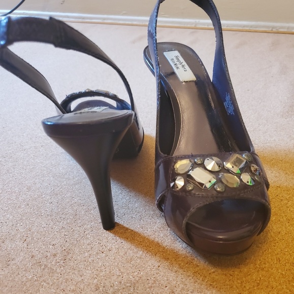 Simply Vera | Vera Wang purple open-toe slingbacks - Picture 2 of 4